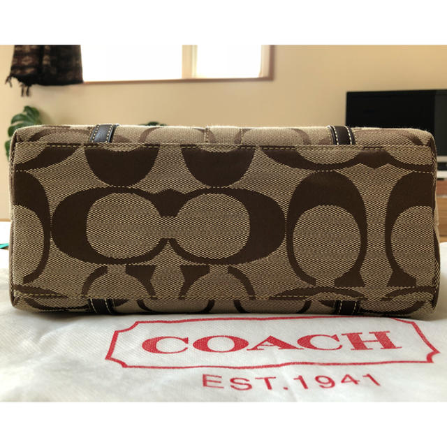 COACH(コーチ)のコーチシグネチャー☆美品 レディースのバッグ(トートバッグ)の商品写真