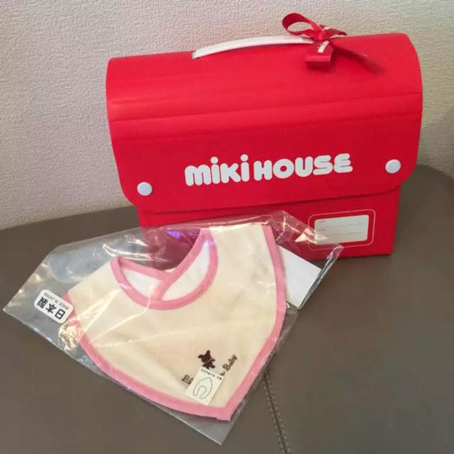 mikihouse(ミキハウス)の新品 未使用 ミキハウス ファースト スタイ よだれかけ ビブ キッズ/ベビー/マタニティのこども用ファッション小物(ベビースタイ/よだれかけ)の商品写真