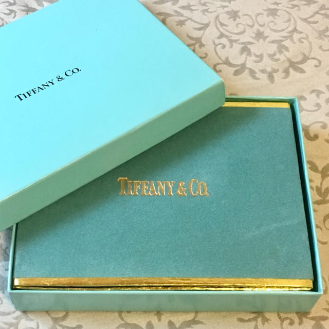 Tiffany & Co.(ティファニー)の未使用⭐️Tiffany&Co. イニシャル入り トランプ 2セット エンタメ/ホビーのテーブルゲーム/ホビー(トランプ/UNO)の商品写真