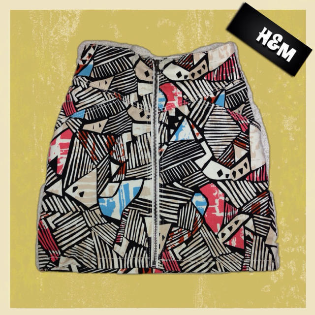H&M(エイチアンドエム)の★H&M★ レディースのスカート(ミニスカート)の商品写真