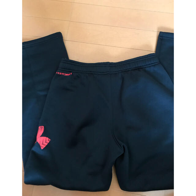 UNDER ARMOUR(アンダーアーマー)の☆本日限定値下げ！美品アンダーアーマー パンツSサイズ♡ メンズのパンツ(その他)の商品写真