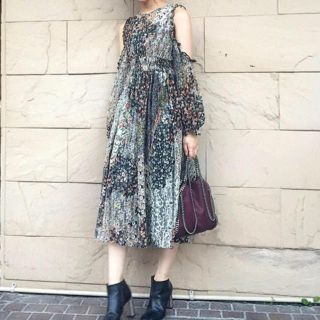 ザラ(ZARA)のZARA 完売 レースワンピ(ひざ丈ワンピース)