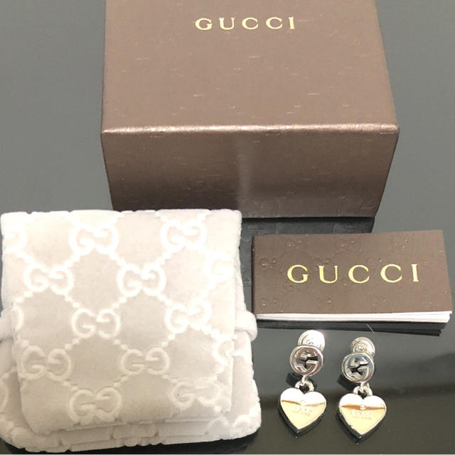 Gucci(グッチ)のハル様専用確実正規品GUCCIハートGGロゴピアス レディースのアクセサリー(ピアス)の商品写真