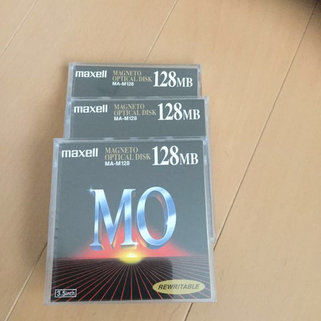 maxell(マクセル)の新品・未使用❗️マクセル MOディスク 128MB 3本セット スマホ/家電/カメラのPC/タブレット(PC周辺機器)の商品写真