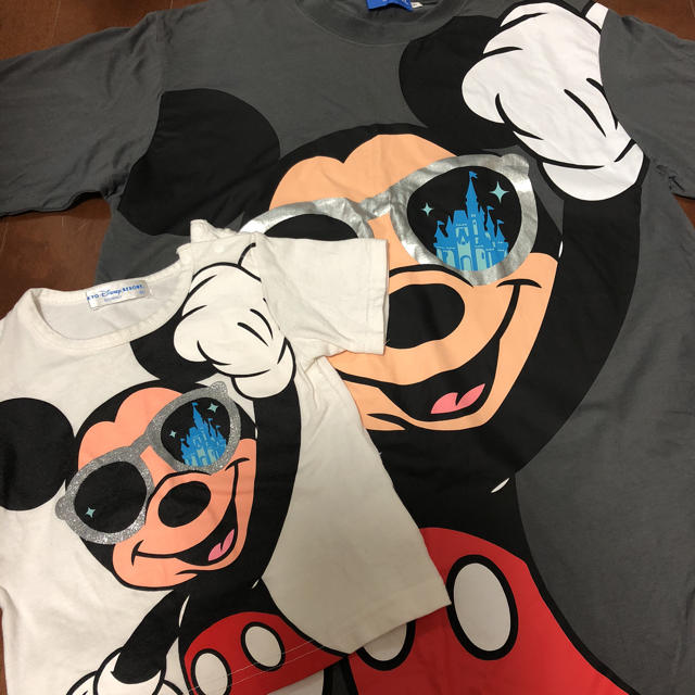 Disney(ディズニー)のディズニー 親子Tシャツ2枚組 キッズ/ベビー/マタニティのベビー服(~85cm)(Ｔシャツ)の商品写真