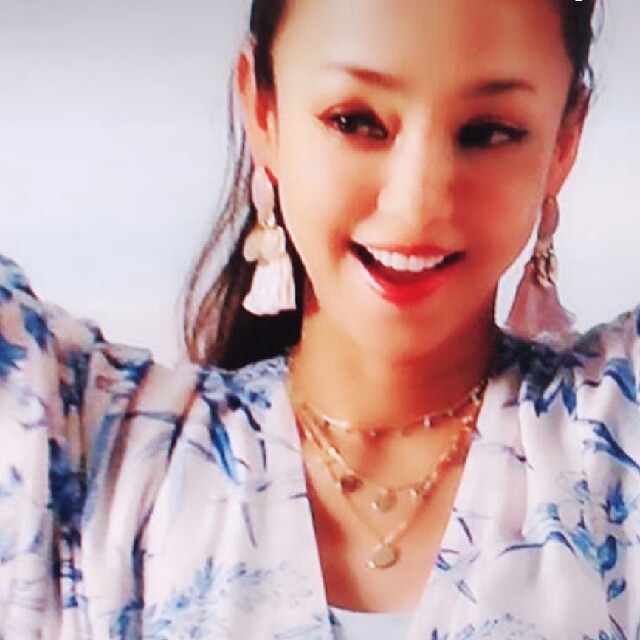 H&M(エイチアンドエム)の安室奈美恵 
コラボ
H&M 
ネックレス  新品
 レディースのアクセサリー(ネックレス)の商品写真