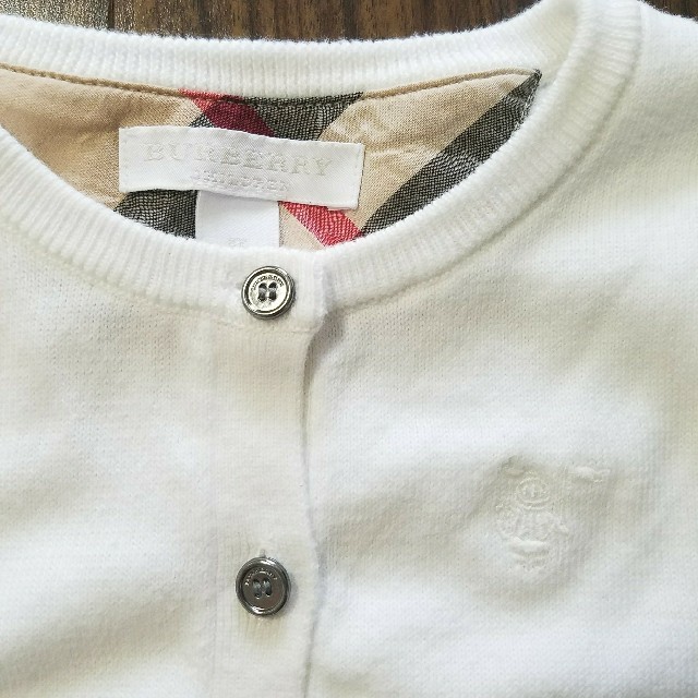 BURBERRY(バーバリー)のももマミー様専用♡バーバリー 2Y 92㎝ 90 薄手 グレー カーディガン  キッズ/ベビー/マタニティのキッズ服女の子用(90cm~)(カーディガン)の商品写真