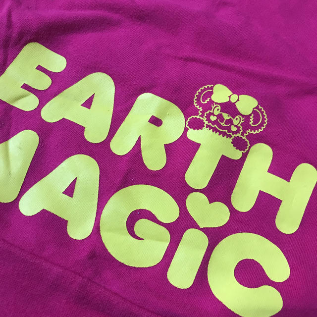 EARTHMAGIC(アースマジック)のアースマジック  トレーナー 100 キッズ/ベビー/マタニティのキッズ服女の子用(90cm~)(Tシャツ/カットソー)の商品写真