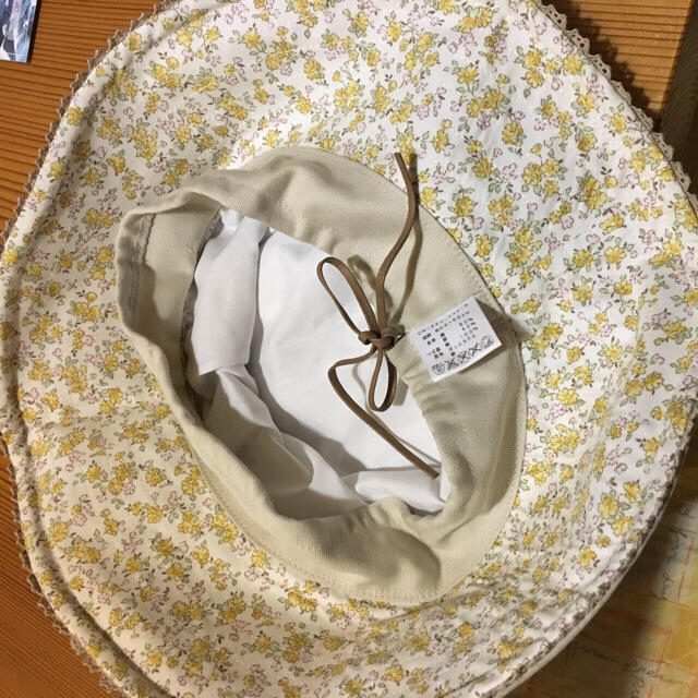 FELISSIMO(フェリシモ)のフェリシモ＊小さな花柄のつば広くしゅくしゅUVケア帽子°゜¨ レディースの帽子(ハット)の商品写真