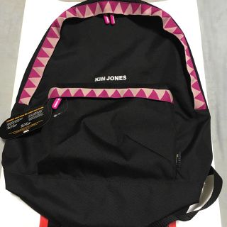 キムジョーンズ(KIM JONES)のKIM JONES gu キムジョーンズ  backpack バックパック 黒(バッグパック/リュック)