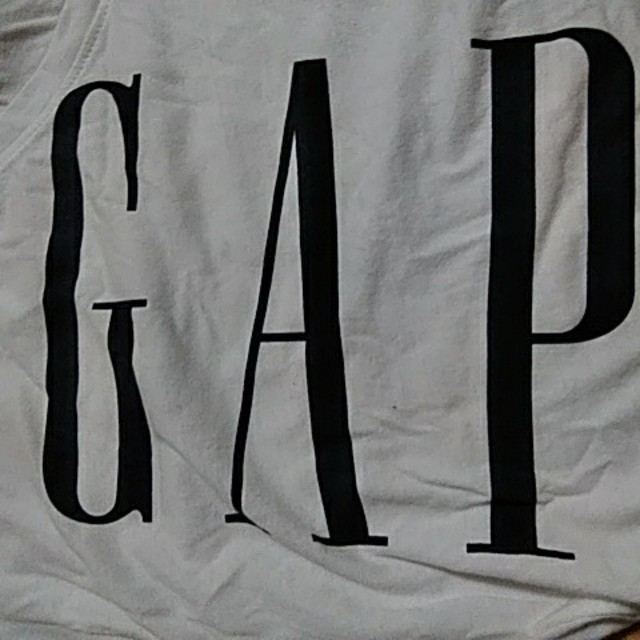 GAP(ギャップ)の値下げ！新品‼️渡辺直美と一緒のGapのTシャツ レディースのトップス(Tシャツ(半袖/袖なし))の商品写真