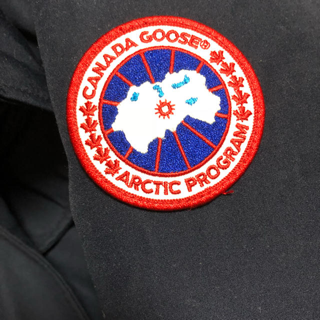 CANADA GOOSE(カナダグース)のカナダグース ダウン  メンズのジャケット/アウター(ダウンジャケット)の商品写真