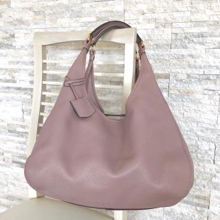 ロエベ(LOEWE)の【美品】ロエベ ラム革 ピンク ショルダーバッグ(ショルダーバッグ)