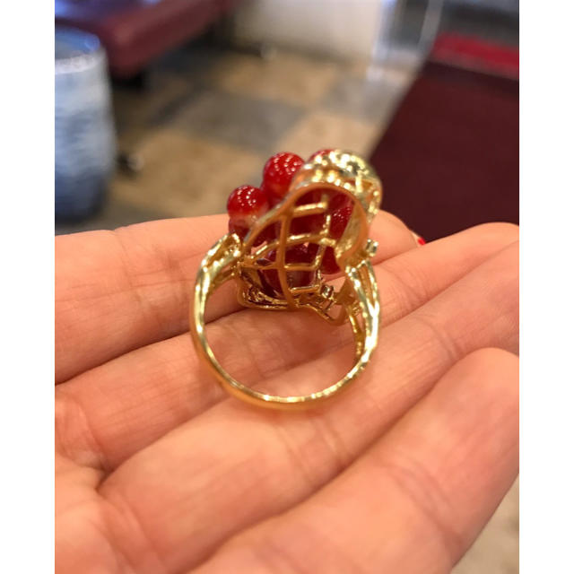 レッドコーラル(赤珊瑚) ダイヤリング 12号 レディースのアクセサリー(リング(指輪))の商品写真