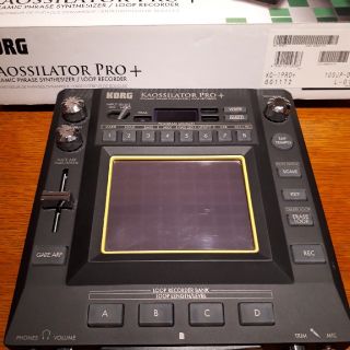 コルグ(KORG)のKORG KAOSSILATOR PRO +　SDカード付(DJエフェクター)