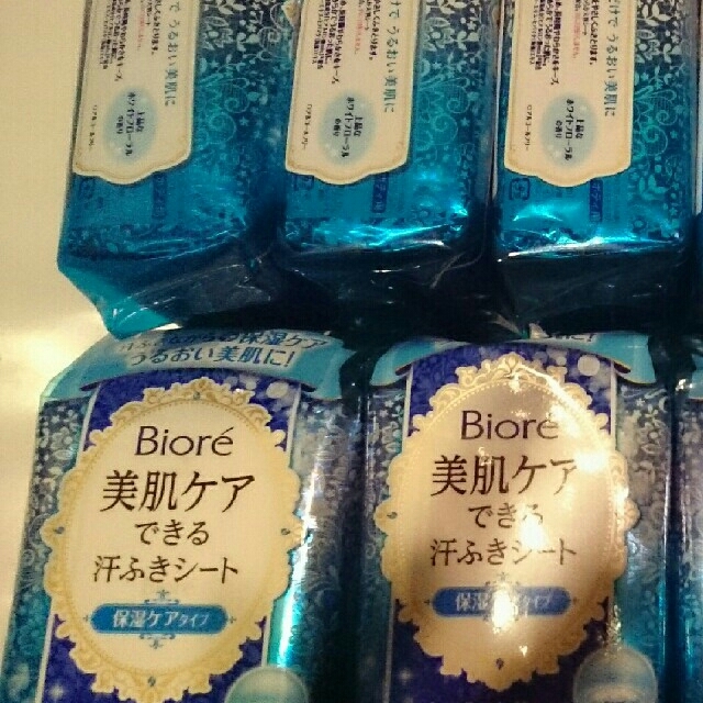 Biore(ビオレ)のビオレ 美肌ケアできる汗ふきシート36枚入×10個  アルコールフリー製造終了品 コスメ/美容のボディケア(その他)の商品写真