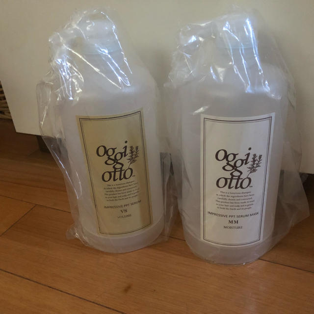 oggi otto(オッジィオット)のオッジィオット oggiotto 専用ボトル set コスメ/美容のヘアケア/スタイリング(その他)の商品写真