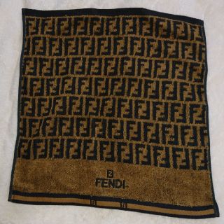 フェンディ(FENDI)のFENDIウォッシュタオル(ハンカチ)