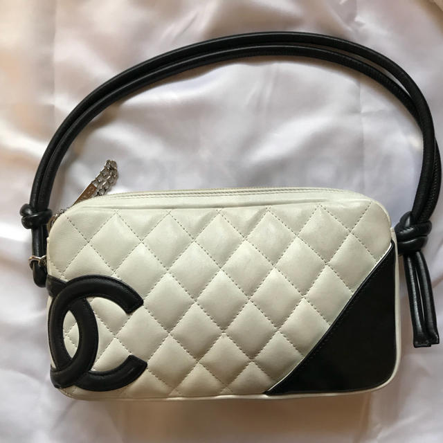 CHANEL(シャネル)のCHANELカンボンラインバッグ レディースのバッグ(ハンドバッグ)の商品写真