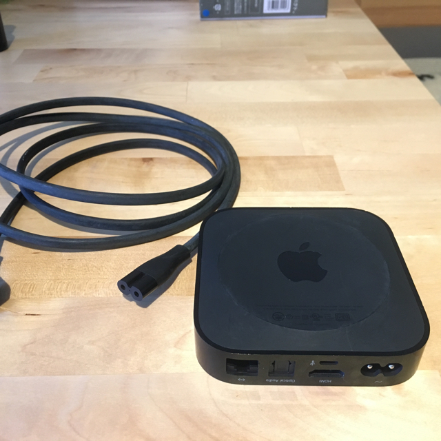 Apple(アップル)のApple TV 第3世代 スマホ/家電/カメラのテレビ/映像機器(テレビ)の商品写真