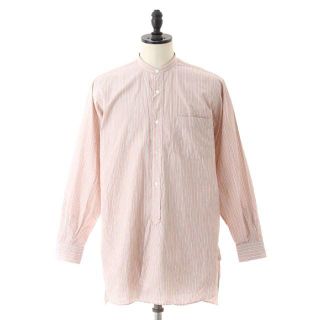 コモリ(COMOLI)のCOMOLI　コモリ バンドカラーシャツ PINK STRIPE(シャツ)