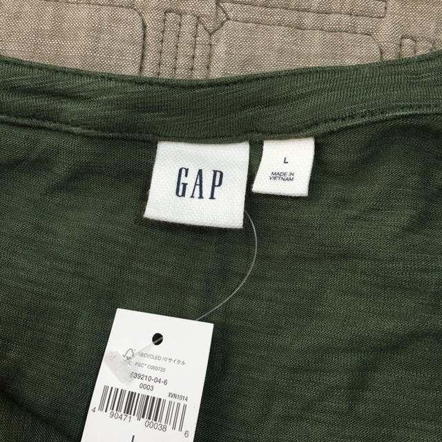 GAP(ギャップ)のギャップ 長袖カットソー パフスリーブ 新品タグ付き レディースのトップス(カットソー(長袖/七分))の商品写真