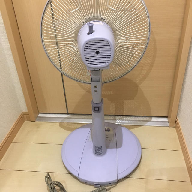 山善(ヤマゼン)のリビング扇風機 スマホ/家電/カメラの冷暖房/空調(扇風機)の商品写真
