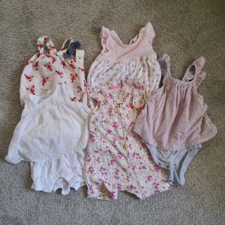 ベビーギャップ(babyGAP)の買う気の無いいいねお断り。様専用　　　babyGap まとめ売り(ロンパース)