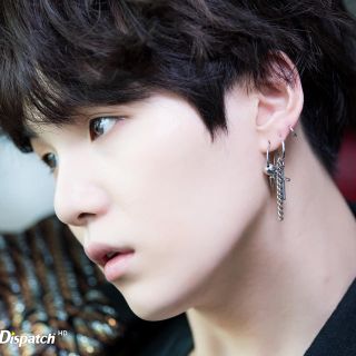 防弾少年団(BTS) - BTS SUGA愛用ピアスor イヤリング 3点セットの
