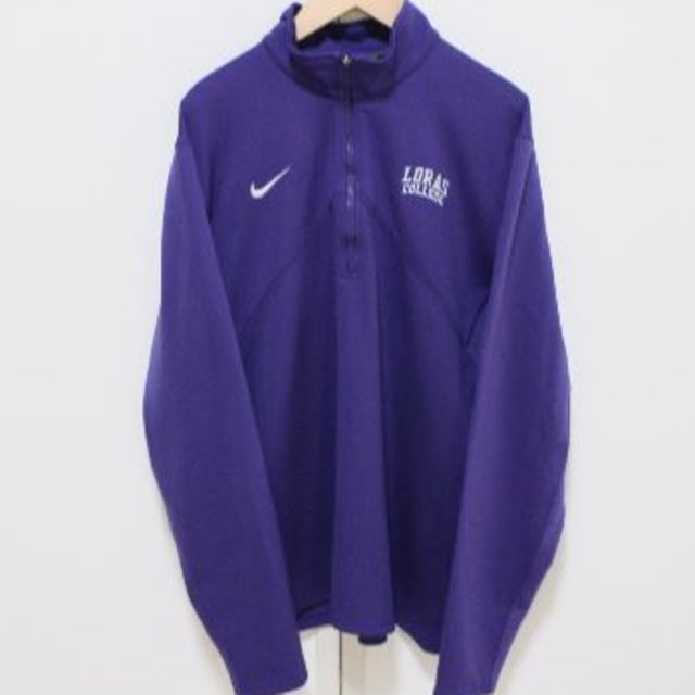 NIKE(ナイキ)のUS ナイキ ハーフジップ LORAS COLLEGE ジャージ 薄地 メンズのトップス(Tシャツ/カットソー(七分/長袖))の商品写真