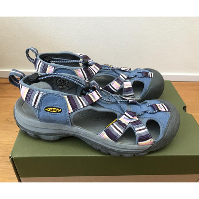 KEEN(キーン)の★美品★ KEEN サンダル 25cm レディースの靴/シューズ(サンダル)の商品写真