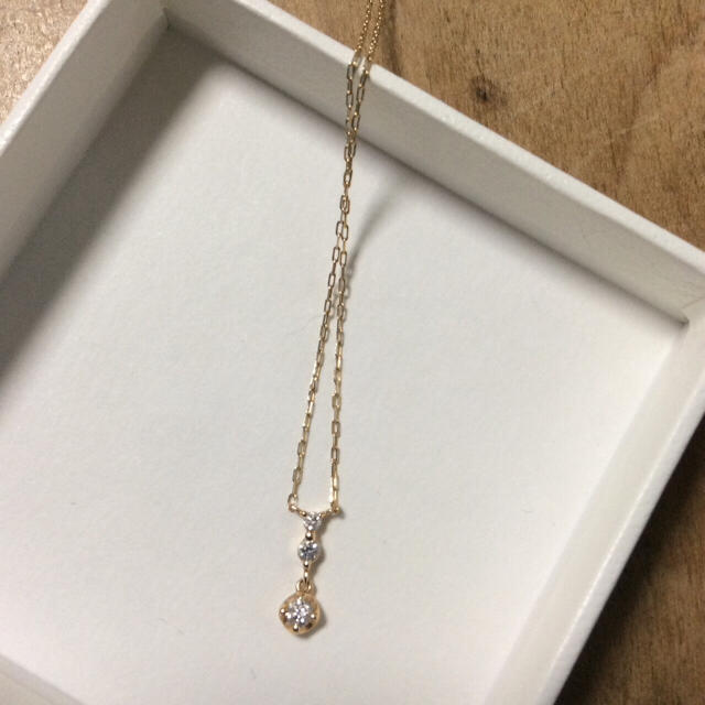 美品!4°C 10K 3連ダイヤモンドネックレス