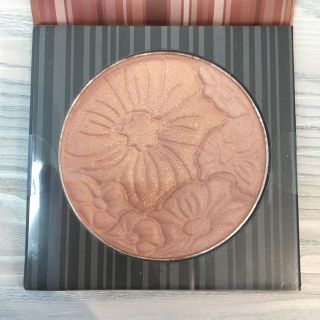 bhcosmetic FLORAL BLUSH(チーク)