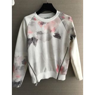 ザラ(ZARA)のZARA トップス(トレーナー/スウェット)