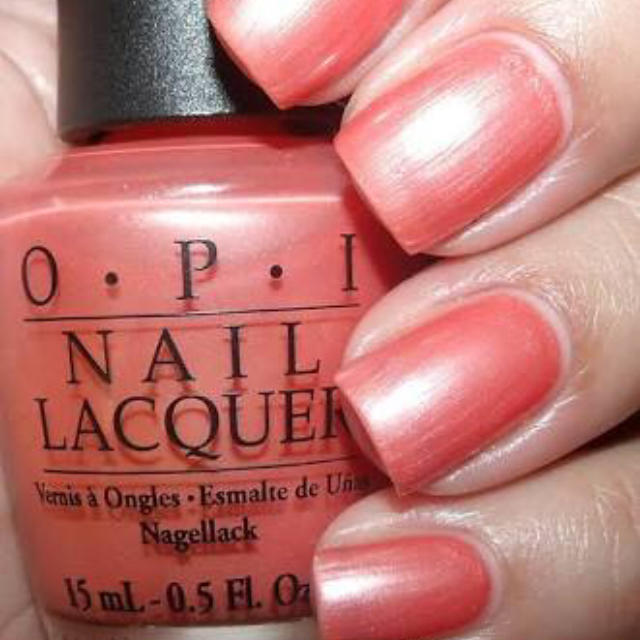 OPI(オーピーアイ)のOPI 美品 melon of troy コスメ/美容のネイル(マニキュア)の商品写真