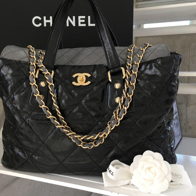 CHANEL(シャネル)の超美品 シャネル  正規品 チェーンバッグ♡ご専用品♡ レディースのバッグ(ショルダーバッグ)の商品写真