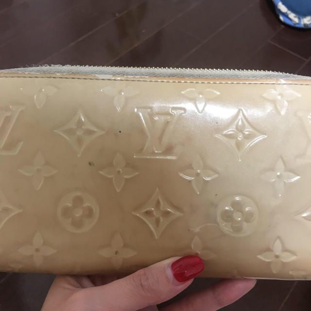 LOUIS VUITTON(ルイヴィトン)の【値下げしました】ルイヴィトン財布 レディースのファッション小物(財布)の商品写真