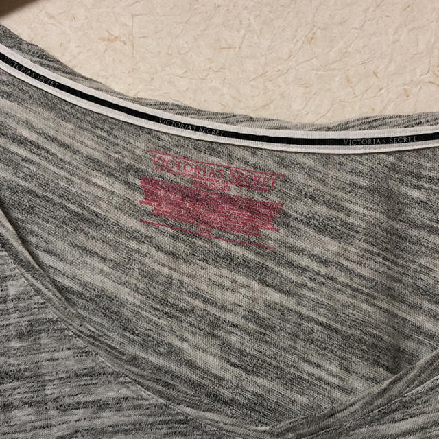 Victoria's Secret(ヴィクトリアズシークレット)のヴィクトリアシークレット Ｔシャツワンピース レディースのトップス(Tシャツ(半袖/袖なし))の商品写真