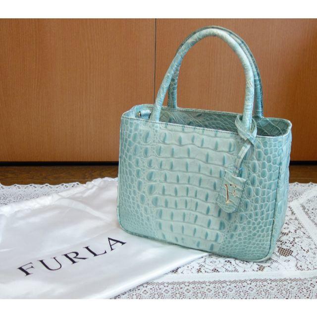 Furla(フルラ)のフルラ クロコ型押し２WAY バッグ（ブルー） レディースのバッグ(トートバッグ)の商品写真