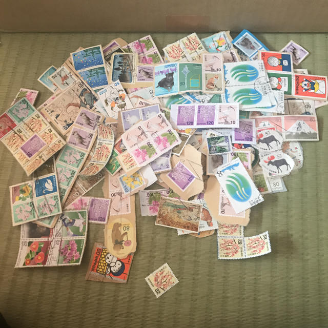 大量の使用済み切手 コレクション | フリマアプリ ラクマ