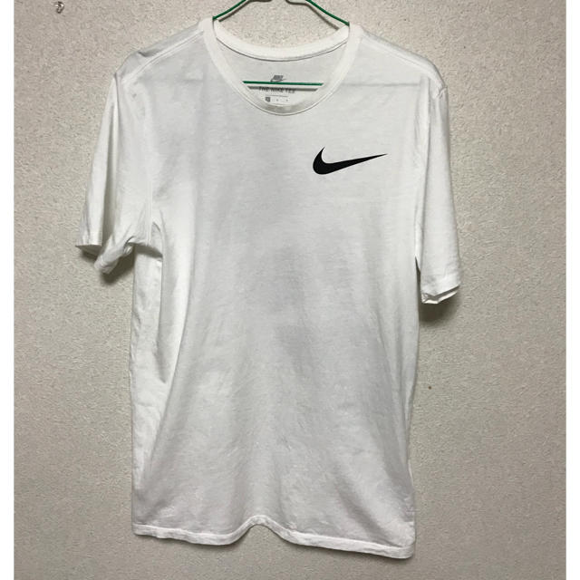 NIKE(ナイキ)のNIKE ナイキ Tシャツ メンズのトップス(Tシャツ/カットソー(半袖/袖なし))の商品写真