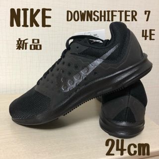 ナイキ(NIKE)の新品 NIKE RUNNING ナイキランニング ダウンシフター 7 4E(スニーカー)