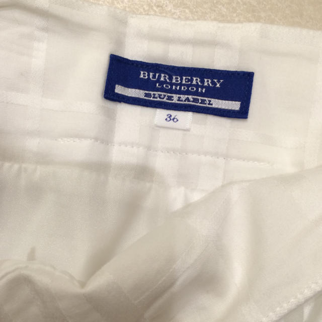 BURBERRY BLUE LABEL(バーバリーブルーレーベル)の【値下げ】【美品】Burberry フレアスカート Sサイズ レディースのスカート(ミニスカート)の商品写真
