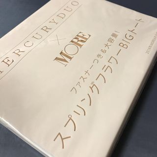 マーキュリーデュオ(MERCURYDUO)のMORE マーキュリーデュオ フラワープリント トート(トートバッグ)