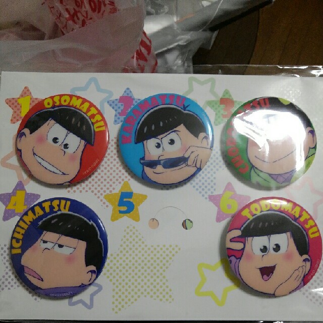 おそ松さん 松まつり 缶バッジの通販 By 何でも屋 仮 ラクマ