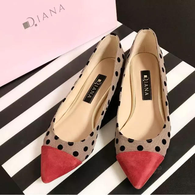 DIANA(ダイアナ)の【超美品】DIANA ダイアナ 24㎝ フラットシューズ パンプス レディースの靴/シューズ(ローファー/革靴)の商品写真