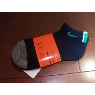 ナイキ(NIKE)の新品　NIKE　靴下　3足　21～23cm　ソックス　ナイキ(靴下/タイツ)