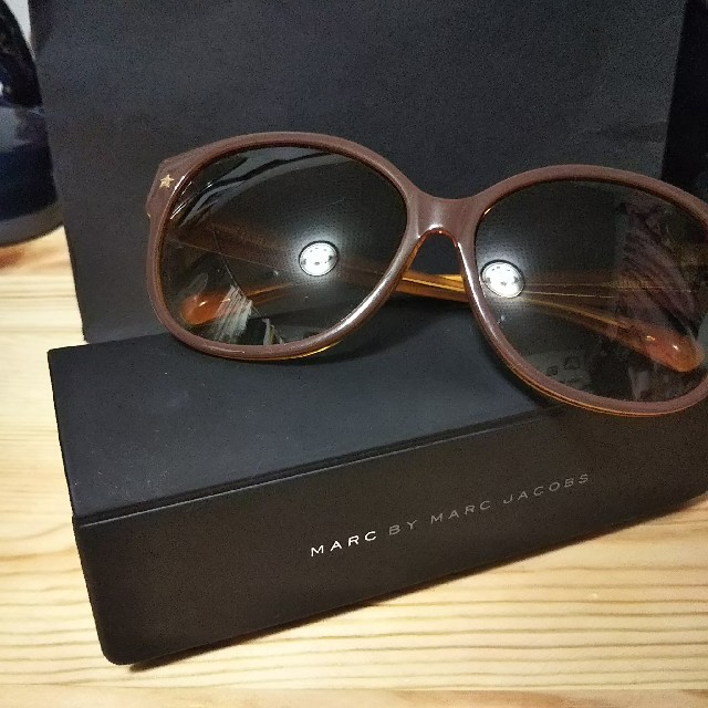 MARC BY MARC JACOBS(マークバイマークジェイコブス)の★MARC BY MARC JACOBSサングラス レディースのファッション小物(サングラス/メガネ)の商品写真