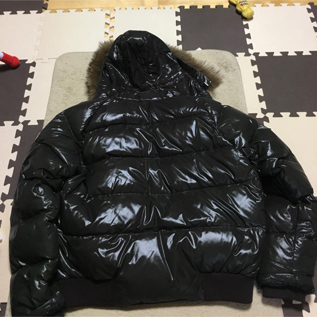 MONCLER(モンクレール)のモンクレール ファー付きダウン size4 メンズのジャケット/アウター(ダウンベスト)の商品写真