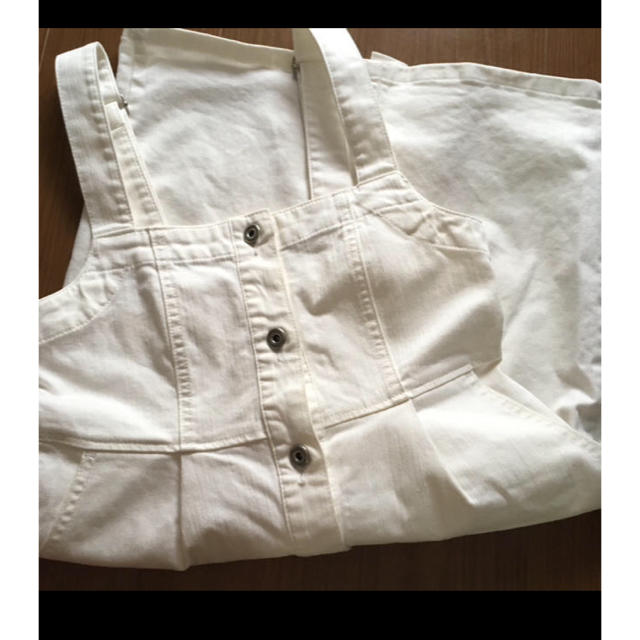 白デニムスカート レディースのスカート(ひざ丈スカート)の商品写真